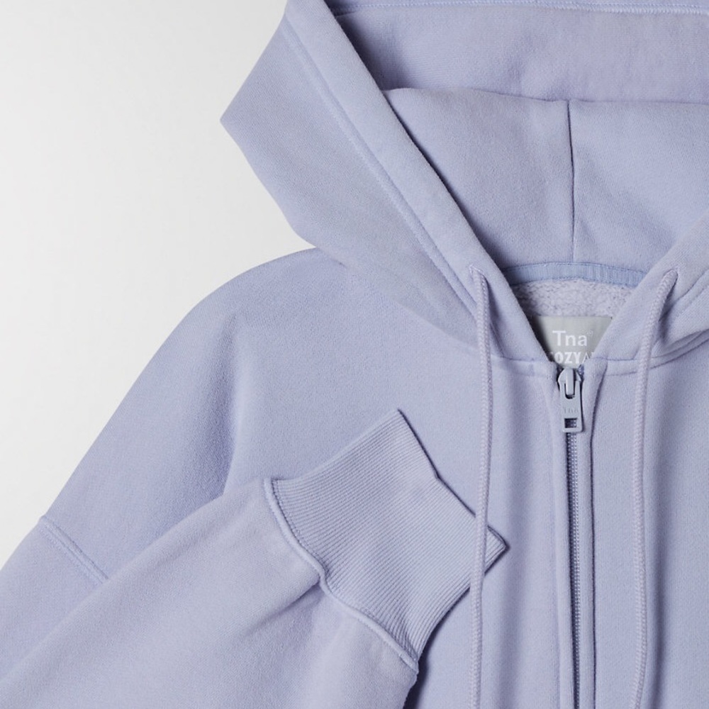 SOLD 💛 NEW aritzia TNA cozy fleece bf hoodie - Picture 4 of 10